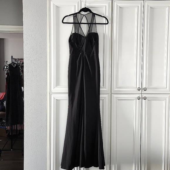 NWT JS COLLECTIONS - Illusion Cut-Out Ball Gown - Picture 8 of 10